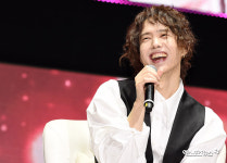 양준일 천진난만한 미소[엑s HD포토]