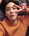 JxR 백진, 월요일 저녁 팬심을 저격 하는 비주얼 “굿나잇” [in스타]