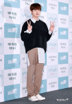 김재환 귀여운 브이 포즈[엑s HD포토]