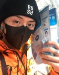 "마스크 구하기 어려워"…빈지노, 블랙 비니+마스크 착용 '강렬한 눈빛' [★해시태그]