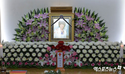 인제대학교 상계백병원 장례식장에 마련된 故 문지윤의 빈소[포토]