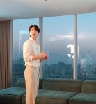 공유, 빠져드는 눈빛...헤어나올 수 없는 매력 [★해시태그]