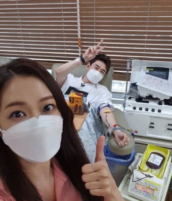 김민정, 조충현과 헌혈 독려 