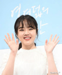 [단독] 김향기, JTBC '날아올라라 나비' 주인공…열일 행보