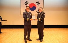 진성, 전북지방경찰청 홍보대사 및 명예경찰관 위촉 “무거운 책임감 느껴”