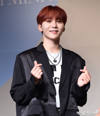 세븐틴 승관 '사랑 담아 손하트'[엑's HD포토]