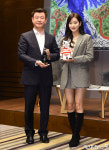 에이프릴 이나은 제22회 부천국제애니메이션페스티벌 함께 해요[엑s HD포토]