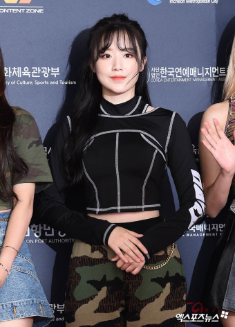 (여자)아이들 슈화 '빛나는 백옥 피부'[엑's HD포토]