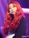 모모랜드 제인 붉은 헤어컬러[엑s HD포토]