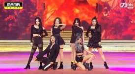오마이걸X(여자)아이들, 블랙 시크 매력…미쓰에이로 변신 [2020 MAMA]