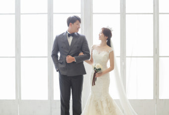 롯데 나균안 서준원, 12일 나란히 결혼