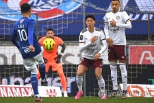 ‘황의조 원톱’ 보르도, 스트라스부르에 2-0 승… 리그 12위