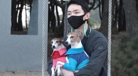 조권, 반려견 가가·비버와 함께 강릉 여행 (놀아보개)