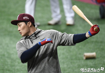 타격훈련하는 김하성[포토]