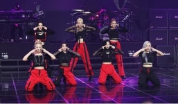 드림캐쳐, 온라인 단독 콘서트 성료…글로벌 팬 2만명과 호흡
