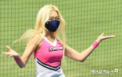 치어리더 김소윤 예쁜 금발을 휘날리며[엑s HD포토]
