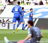 이기제 3:0으로 앞서간다[포토]