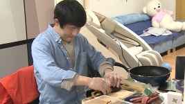 기안84, 김충재 위한 김밥 말이…내가 그렇게 별론가? 외로움 토로 (나혼자산다)