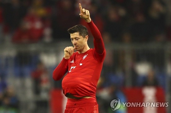 레반도프스키, 프로비에시 감독 불신 공개 대표팀 활동 중단