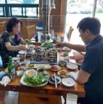 김동성♥인민정, 농장 계약에 바쁜 신혼…엄마 찬스