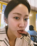 치과의사♥ 전혜빈, 남편과 스테이크 먹나 대한민국만세
