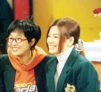 '언니 ㅋㅋ'…송혜교와 절친 인증한 송은이 