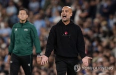 경기 종료, 실감나지 않아...9골 난타전, 정신 없었던 과르디올라
