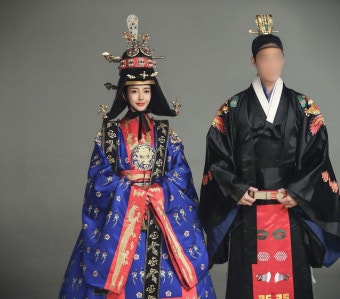 '임신 4개월' 박현선, 이필립 모자이크…결혼 때 찍은 사진?