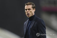 스콧 파커, 제자 암 진단 소식에 "그를 위해 최선 다할 것"