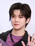 뉴이스트 렌 그윽한 눈빛[엑s HD포토]