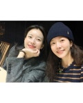 한효주, 한지민 생일에 진심…식당 데이트에 자정 축하까지