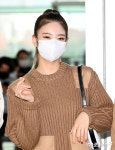 있지 리아 네일도 가을느낌 물씬[엑s HD포토]