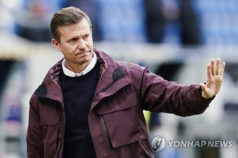 [오피셜] '황희찬 스승' 제시 마치 감독, 라이프치히와 결별