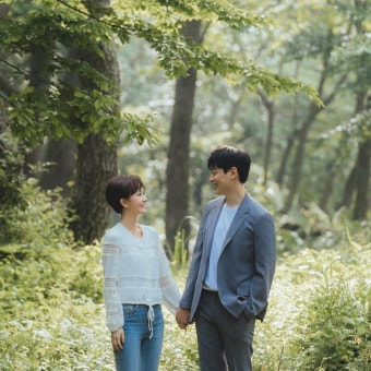김수지 아나운서, SNS로 결혼 발표 