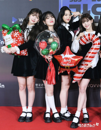 오마이걸 아린-승희-지호-효정 '크리스마스 선물 왔어요'[엑's HD포토]
