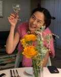 마이큐♥ 김나영, 와인 들고 신났네…남의 집이에요