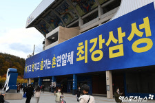 정규시즌 2위 이끈 삼성의 ‘혼연일체’, 새 시즌 유니폼에 되새겼다