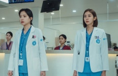 김범, 환자 살리기 위한 심폐소생술…응급실 사건의 전말은? (고스트 닥터)