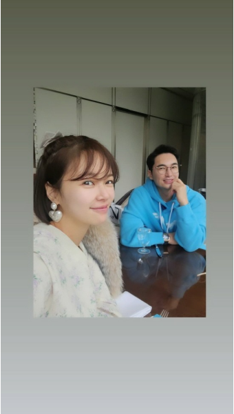 '이영돈' 황정음, 귀여운 부잣집 사모님 느낌…둘째 출산 임박