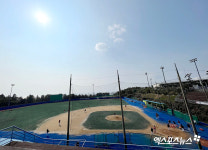 제주 강창학야구장에서 훈련중인 SSG 선수단[포토]