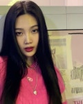 조이, ♥크러쉬와 와인 마시나…사랑 받는 핑크 여신