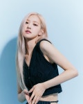 블랙핑크 로제, 코로나19 완치 기념 깜짝 선물…블링크 위해 브이로그