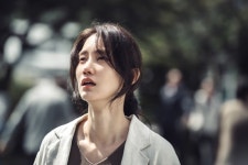 괴이 신현빈이 마주한 마음속 지옥은?…공허한 눈빛