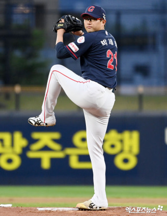 박세웅 '롯데의 안경에이스'[포토]