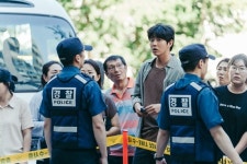 장미맨션 임지연X윤균상, 첫 스틸컷 공개…현실 공포 스릴러