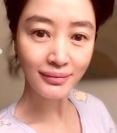 김혜수, 초근접 민낯 셀카 깜짝…잠옷 패션 귀여워