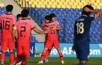 8강 보인다...황선홍호, 태국에 1-0 리드 (전반 종료)