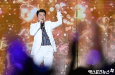 김호중, ‘드림콘서트 트롯’서 감동+여운 선물…여전한 트바로티 인기