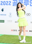 이엄지 치어리더의 화려한 티샷 [엑s HD포토]
