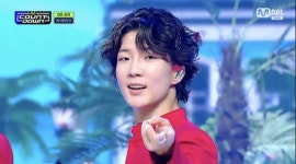 라이브 미쳤다…위너, 아이 러브 유 첫 음방 쏟아진 반응